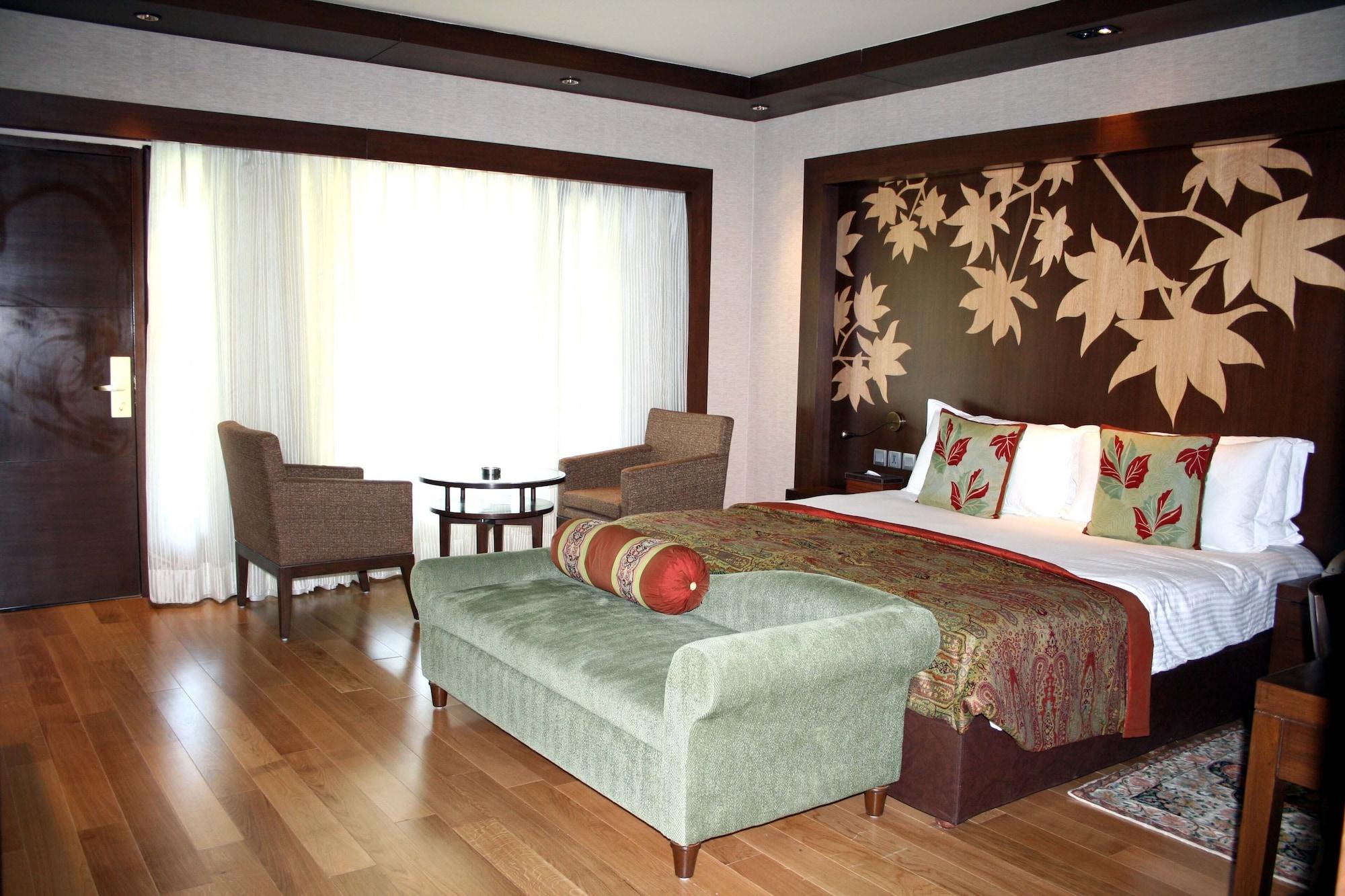 The Lalit Grand Palace Srinagar Buitenkant foto