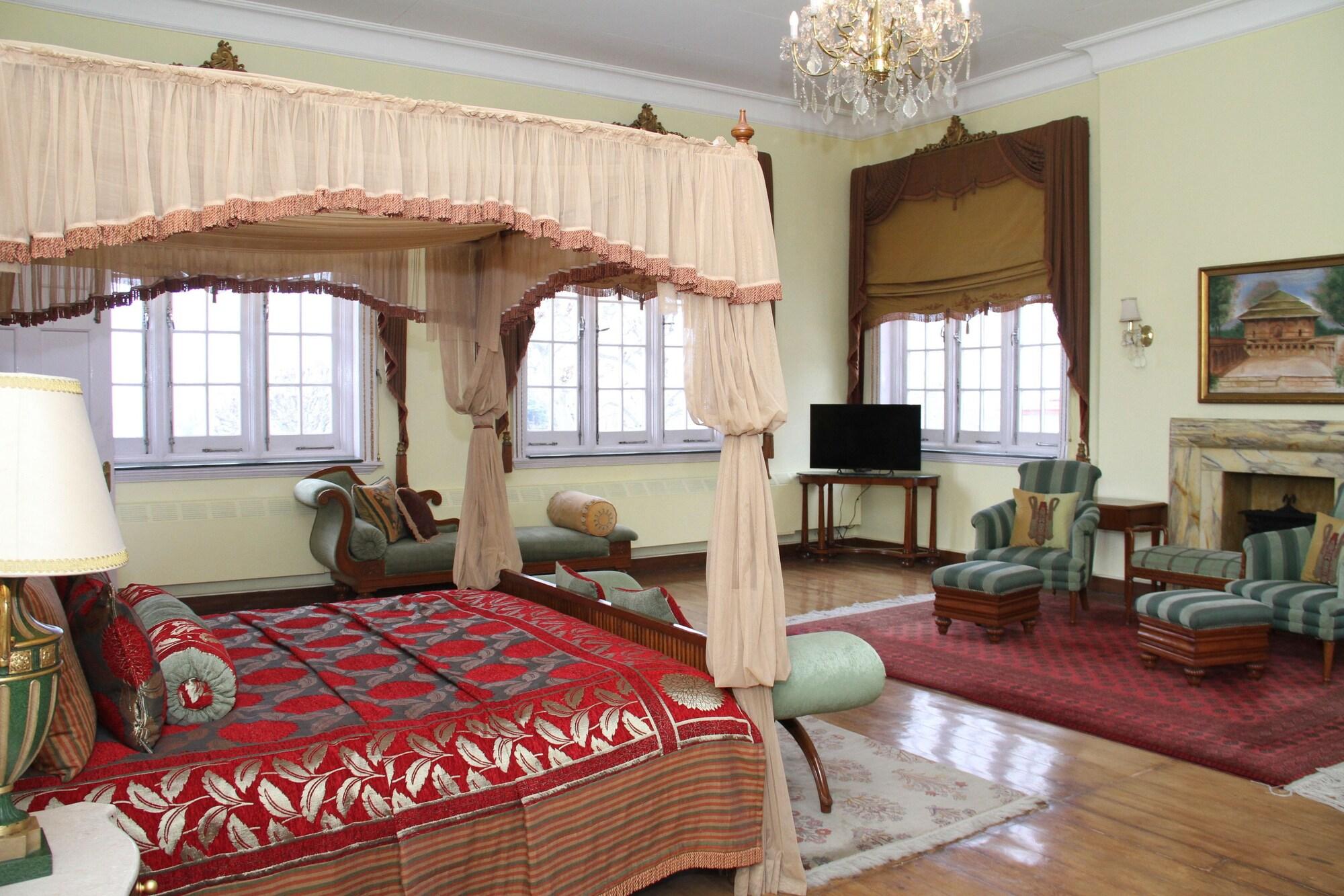 The Lalit Grand Palace Srinagar Buitenkant foto