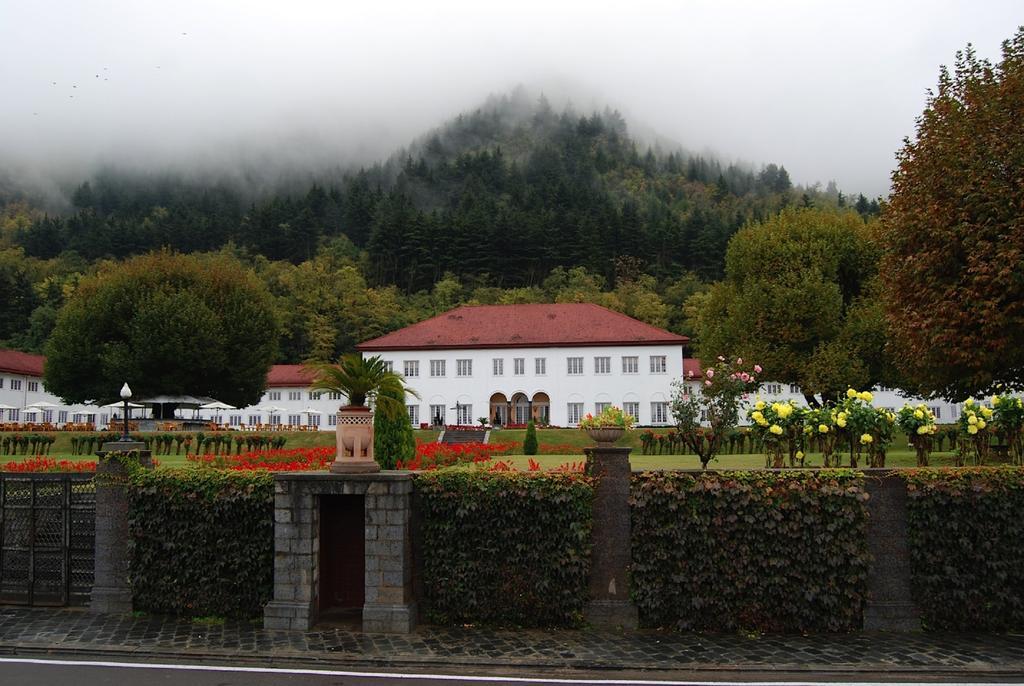 The Lalit Grand Palace Srinagar Buitenkant foto