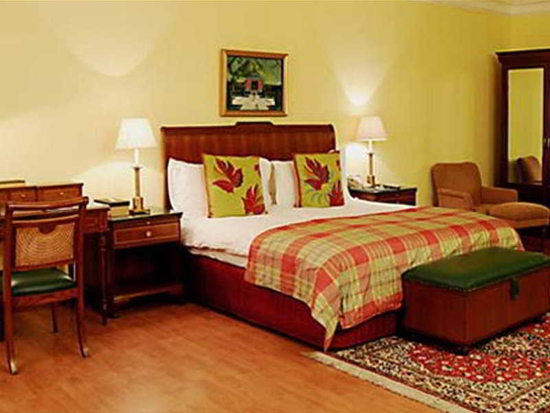 The Lalit Grand Palace Srinagar Buitenkant foto