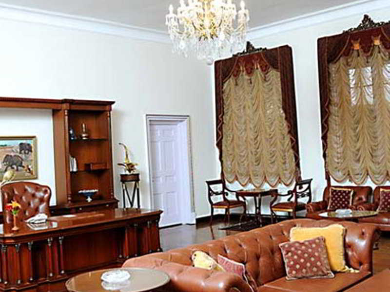The Lalit Grand Palace Srinagar Buitenkant foto